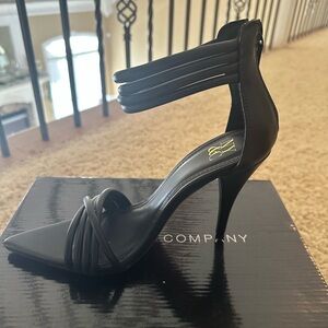 Elegant Black High Heel Sandals (NEW)